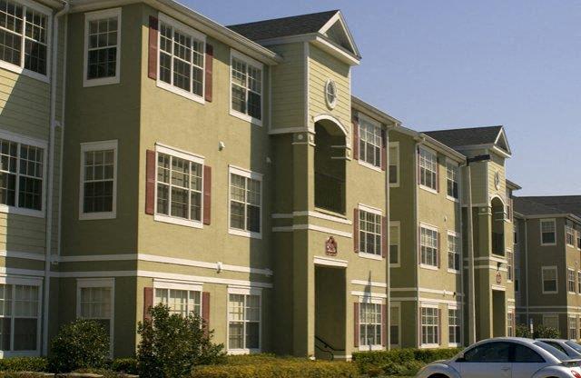 Exterior View Of Property at Villa Valencia Apartments, Florida, 32825