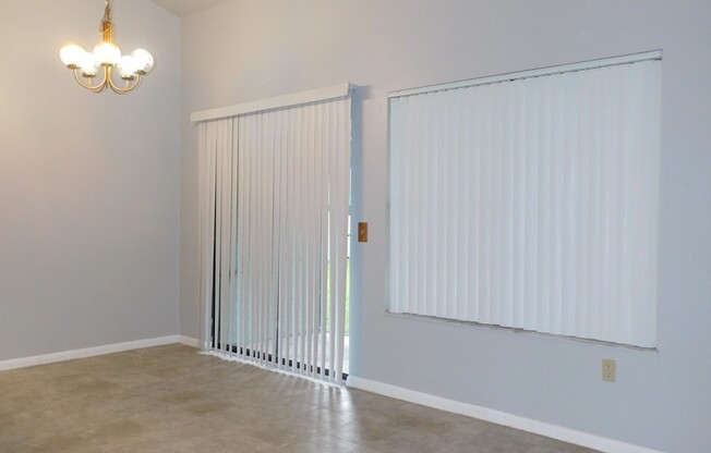 Spacious 2/2 Townhouse in Marchwood!