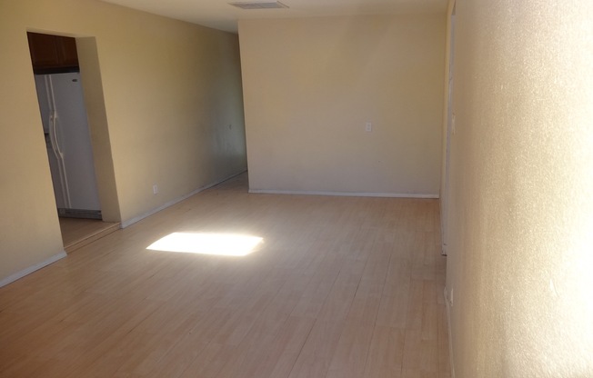 5 BEDROOM TEMPE HOME NEAR ASU MAIN CAMPUS! ALL APPLIANCES INCLUDED! SPLIT FLOOR PLAN!
