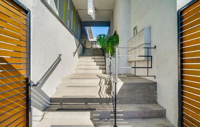 1 bed, 1 bath, $1,999, Unit Unit #19 (1/1)