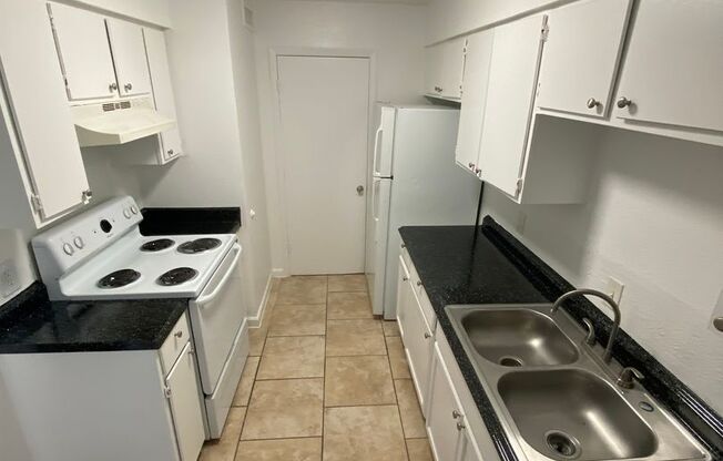 1 bed, 1 bath, 609 sqft, $1,155, Unit 104