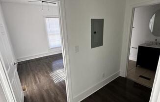 2 beds, 1 bath, $1,195, Unit UNIT A