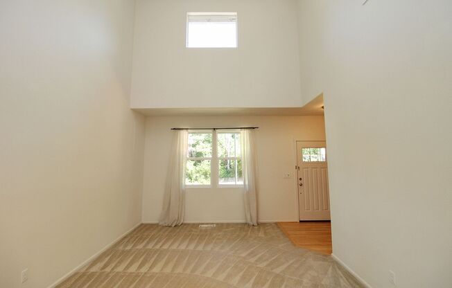 Dynamite 4 Bed, 2.5 Bath SW Home With All the Bells & Whistles