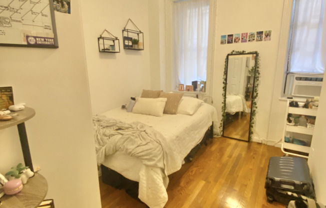 413 E 70 ST