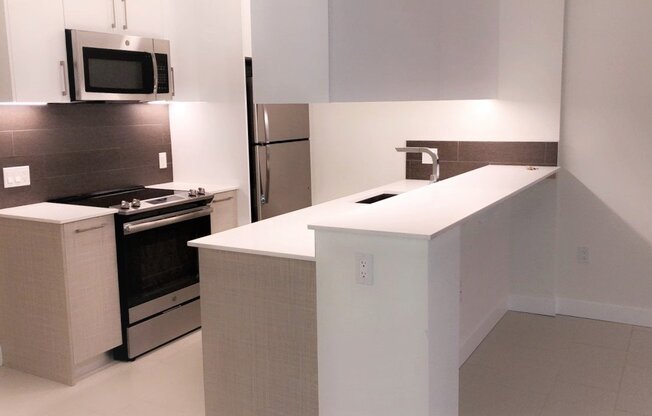 2 beds, 1 bath, 1,100 sqft, $2,850, Unit 507