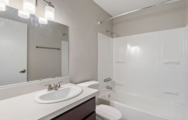 2 beds, 1.5 baths, 1,050 sqft, $1,200, Unit 5466