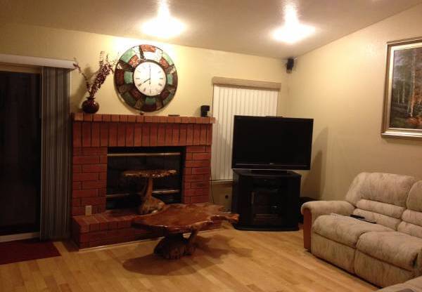 Prestige Oakland Hills House For Rent - 3 Beds, 2.5 baths