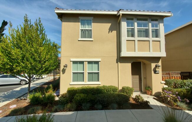 Luxury 4 bedroom 3 bath townhouse at The Montage