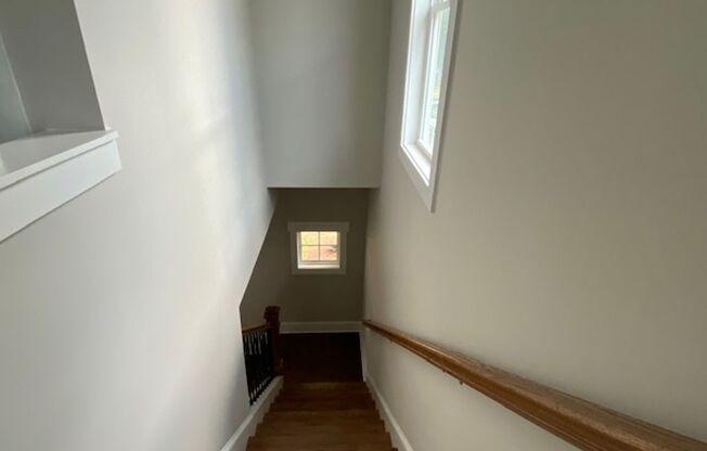 3 beds, 2.5 baths, $2,900
