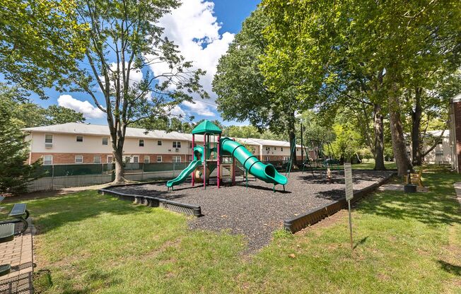 1 bed, 1 bath, 575 sqft, $2,399