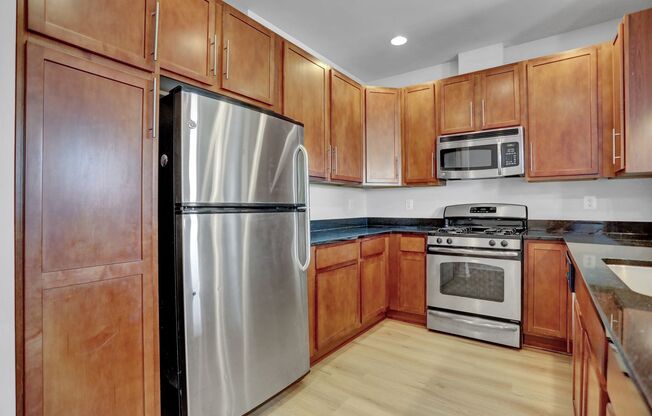 Modern 2-Bedroom Home in Sought-After Maple Lawn Community
