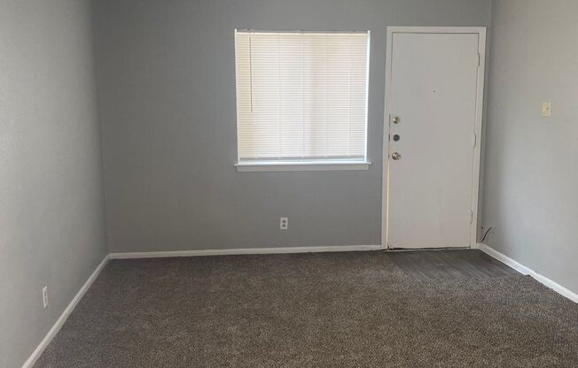 1 bed, 1 bath, 480 sqft, $750, Unit 6