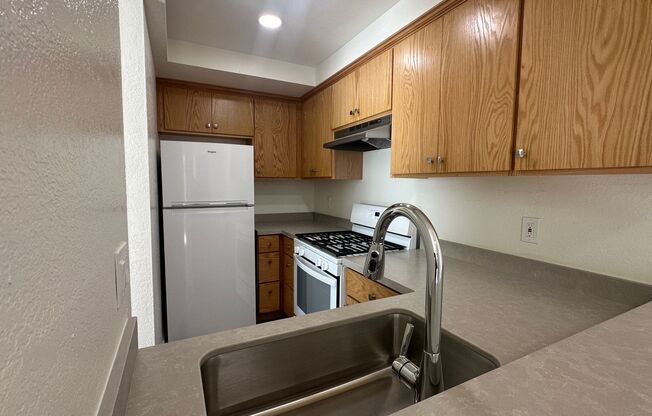 1 bed, 1 bath, 660 sqft, $1,850, Unit 918-A