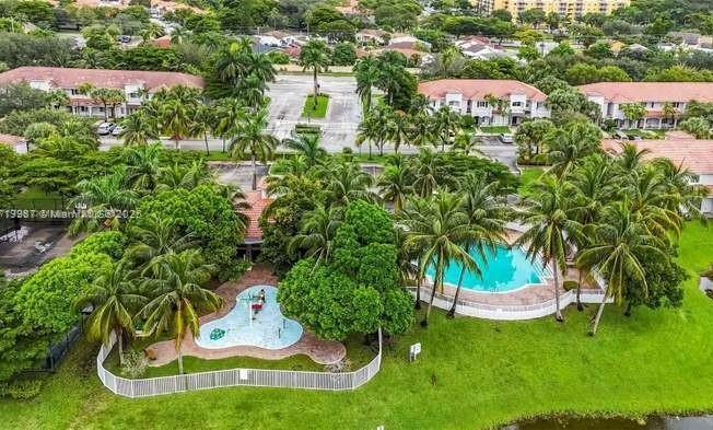 2577 SW 82nd Ave