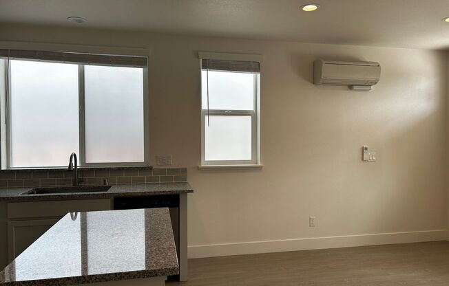 1 BED 1 BATH JR ADU 2 months Free rent is applied to the 2nd month and the last month.