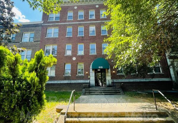815 Maryland Ave. NE
