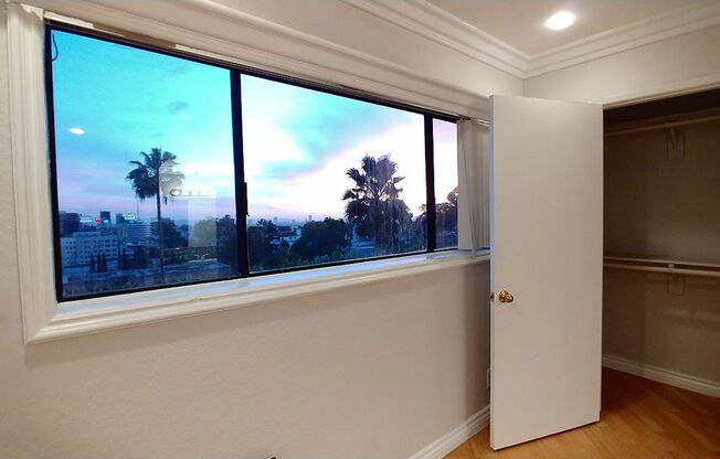 2 beds, 2 baths, 910 sqft, $2,795, Unit 304