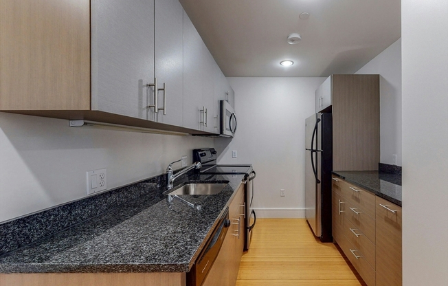 1 bed, 1 bath, 691 sqft, $4,000, Unit 1207