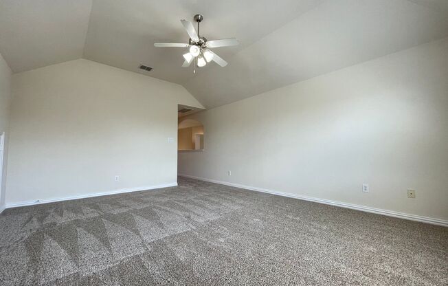 4 beds, 3.5 baths, $2,750