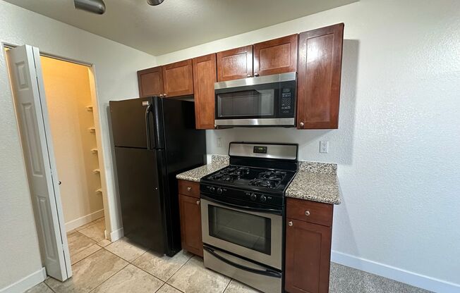 2 beds, 2 baths, $1,375, Unit # 1225