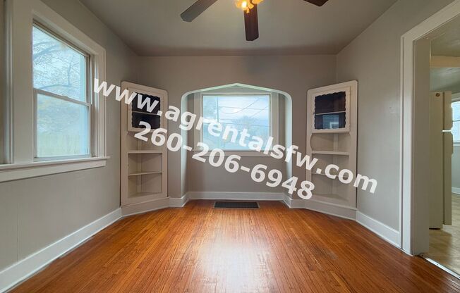 3 beds, 1 bath, $1,300