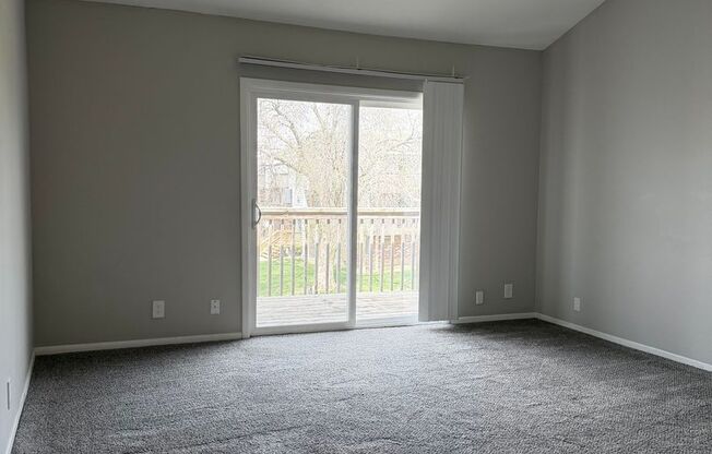 1 bed, 1 bath, 740 sqft, $1,050, Unit 203