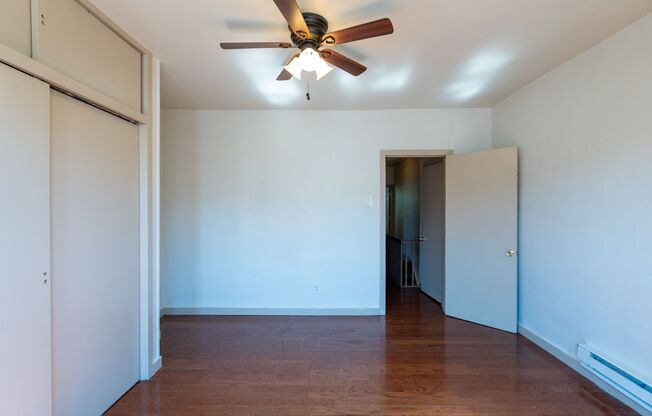 3 beds, 1 bath, $1,600