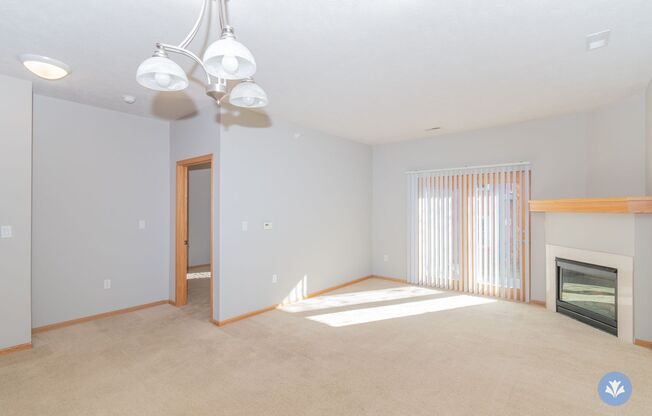 1 bed, 1 bath, 882 sqft, $1,210, Unit CT-6