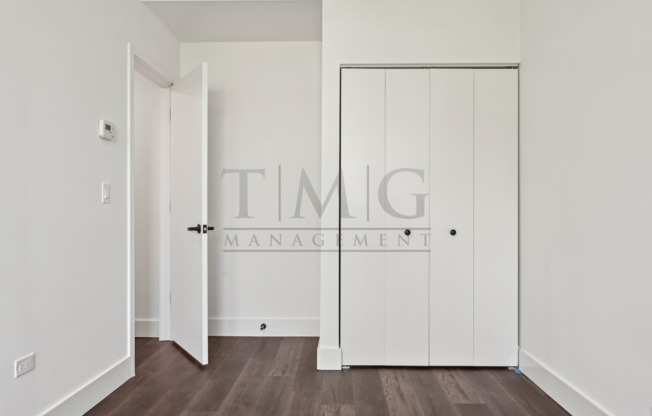 2 beds, 1 bath, $2,395, Unit 1555 - 207