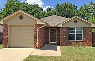 Nice 3 Bdrm 2 Bath Home for Lease in Denton, Tx