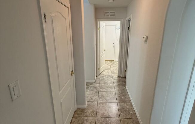 3 beds, 2.5 baths, $2,800