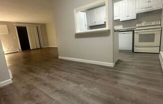 2 beds, 1 bath, 1,000 sqft, $2,150, Unit 14