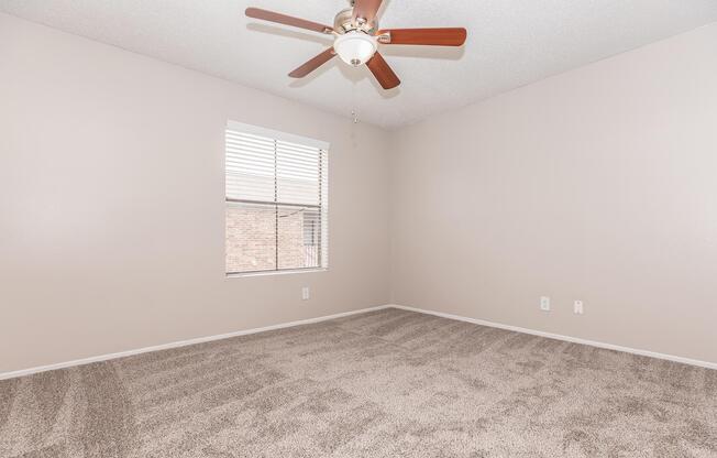 2 beds, 2 baths, 880 sqft, $1,116