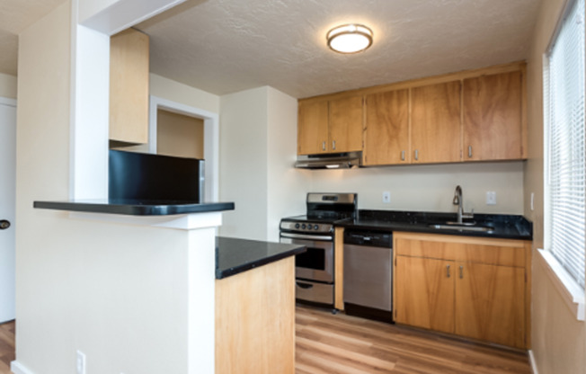 1 bed, 1 bath, 550 sqft, $1,695, Unit 204