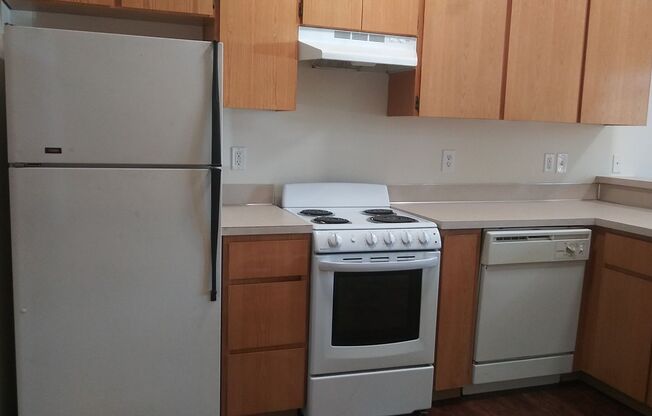 #170-5520 N. Missouri Ave.