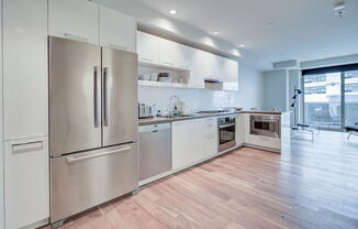 1 bed, 1 bath, 776 sqft, $3,000, Unit 2006