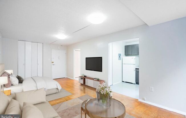 DC Studio Near Logan and DuPont Circle