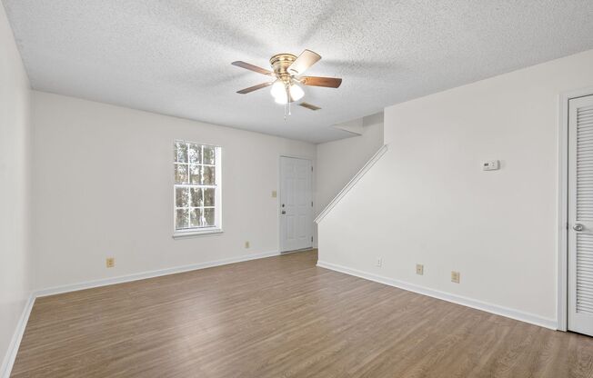 Baltimore Drive - 1731