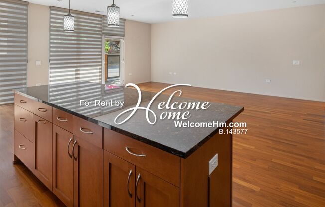 2 beds, 3 baths, $3,200, Unit Unit 104