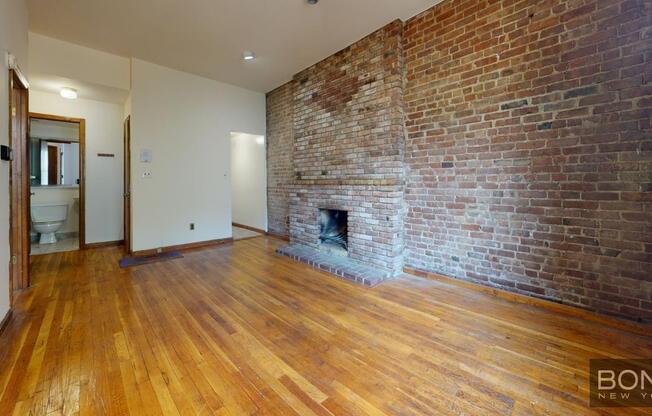 158 W 75 ST
