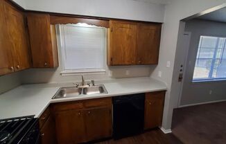 3 beds, 2 baths, $1,725