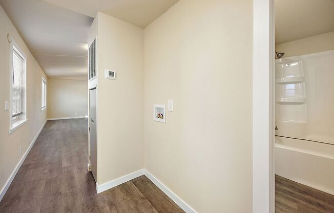 2 beds, 1 bath, $1,495