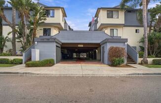 1465 HEMLOCK AVE
