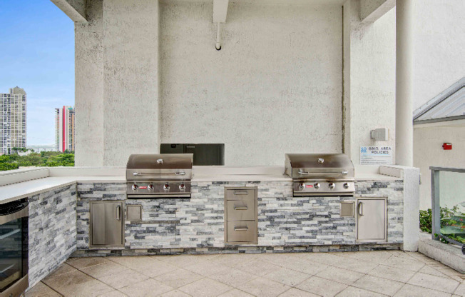 Close up view of two grills for residents of SOMA at Brickell.