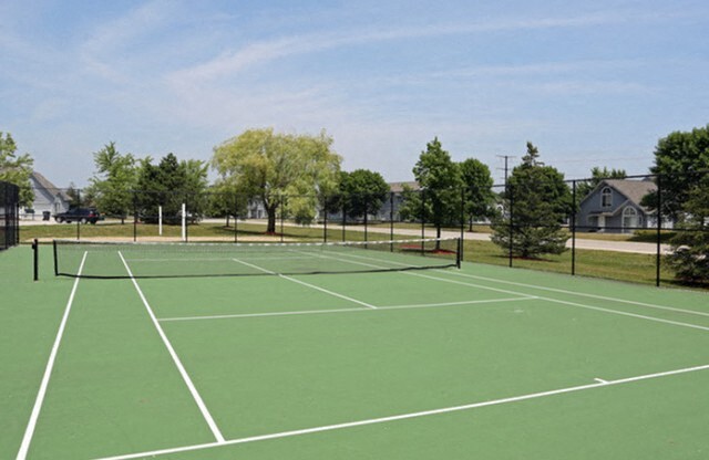 Mequon Trail Townhomes - Tennis Court