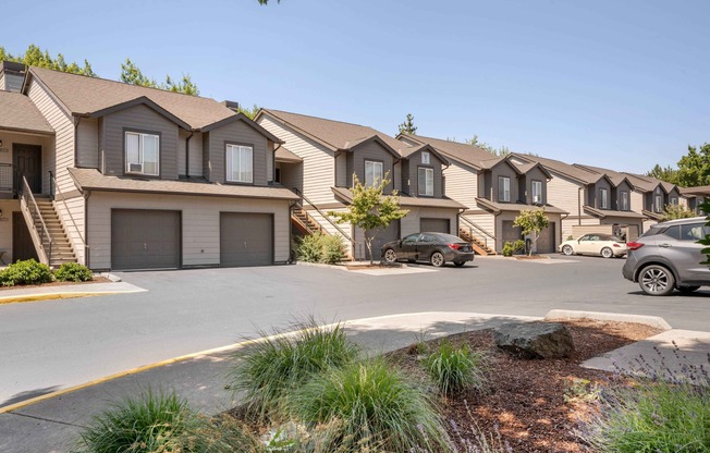Attached Garages Available at Forest Hills in Eugene, Oregon