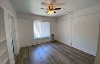 Studio, 1 bath, $1,095, Unit A10