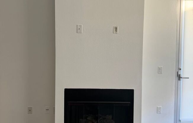 1 bed, 1 bath, 662 sqft, $2,545, Unit PH04