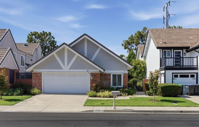 Beautiful 3 Bed / 2 Bath Costa Mesa Home – Available August 1st