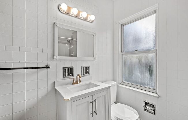 3 Bedroom home in Carrick available August 1st! Accepting Section 8!